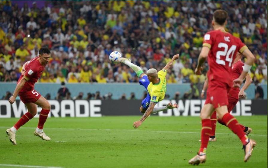 رقصة السامبا الأولى.. البرازيل تكسر صمود صربيا بثنائية ريتشارليسون في كأس العالم (فيديو)