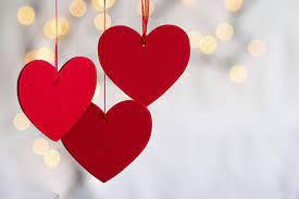 ما الهدية التي يفضلها "هو وهي" في عيد الحب؟