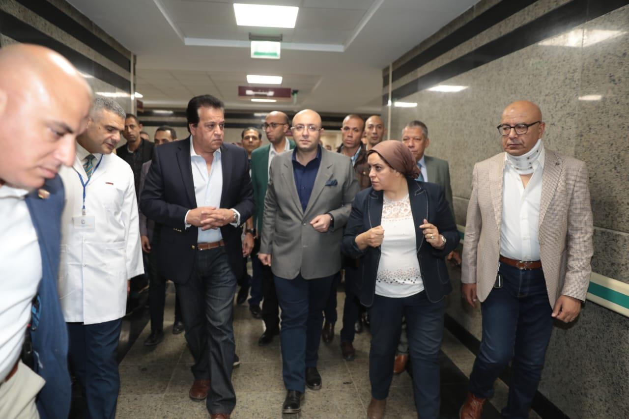 وزير الصحة يتفقد مستشفى إهناسيا التخصصي بعد تطويره