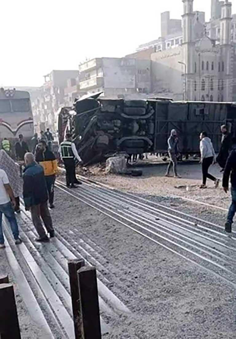 حادث اصطدام قطار بأتوبيس طلاب الشرقية