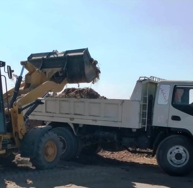رفع 30 طن مخلفات من شوارع أسوان