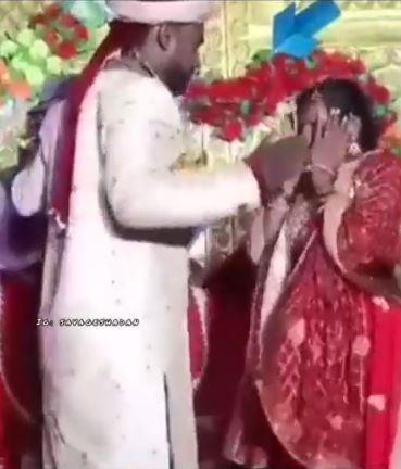 عروسة تصفع عريسها على وجهه خلال حفل زفافهما