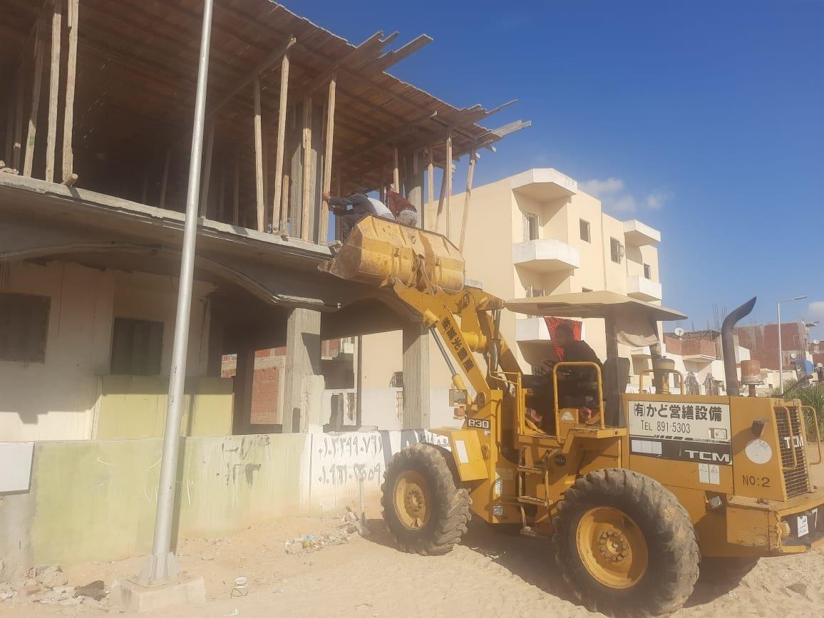 وزير الإسكان يصدر ٣ قرارات لإزالة تعديات ومخالفات بناء بجزيرة الوراق والعبور والعاشر وزير الإسكان يصدر ٣ قرارات لإزالة تعديات ومخالفات بناء بجزيرة الوراق والعبور والعاشر