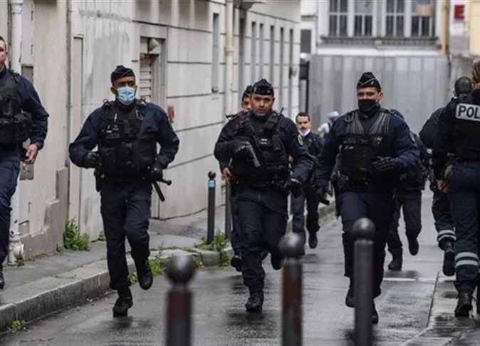 الشرطة الفرنسية تعتقل مشتبها به في حادث إطلاق النار اليوم في باريس