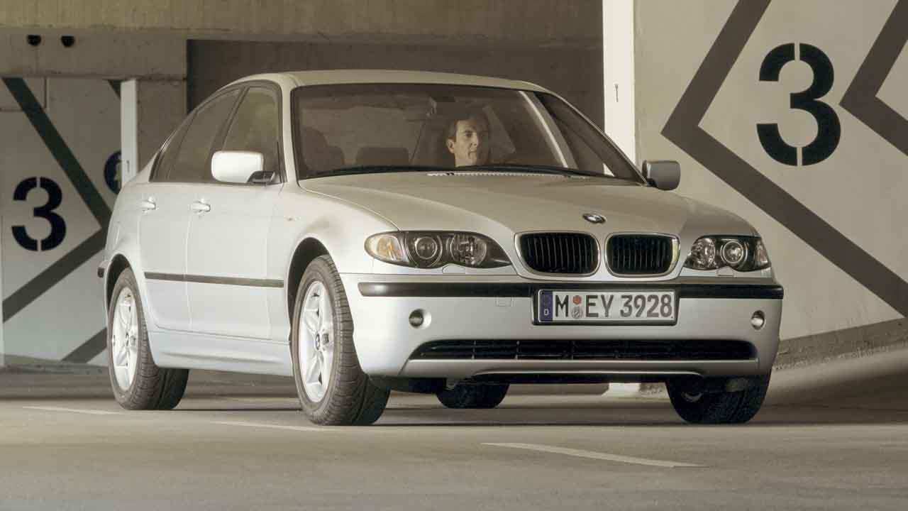 BMW الفئة الثالثة من جيل E46 الرابع220