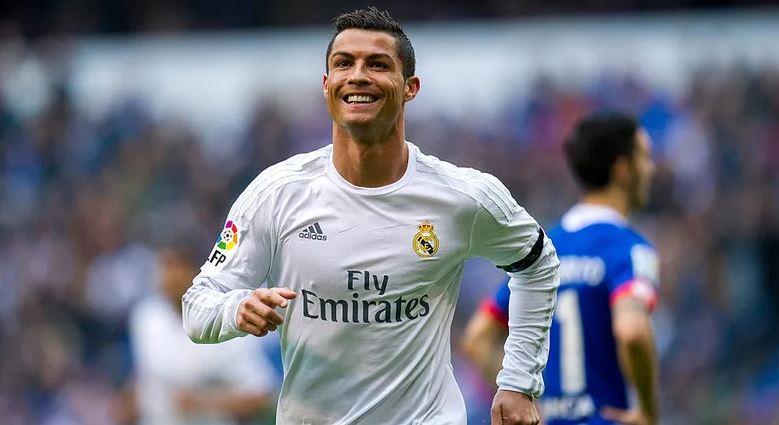 تقرير يكشف حقيقة عودة رونالدو إلى ريال مدريد