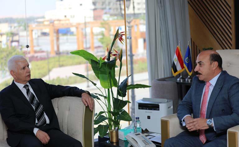 محافظ أسوان يبحث مع سفير البوسنة والهرسك زيادة حجم التبادل التجاري