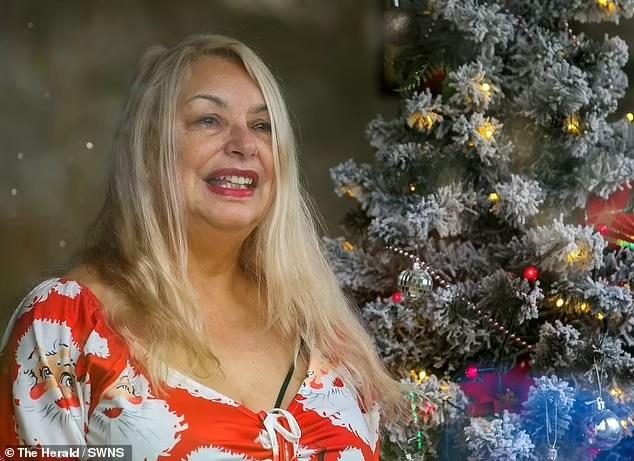 "معجزة عيد الميلاد".. أم تعثر على ابنها بعد غياب 12 عاما