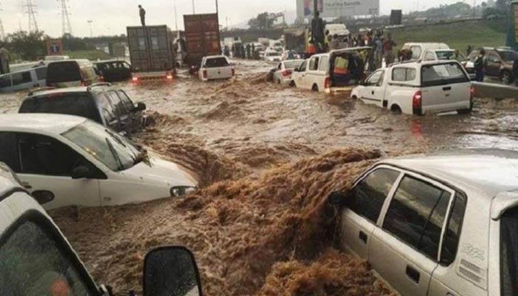 جنوب إفريقيا: مصرع 9 أشخاص على الأقل وفقدان 8 آخرين إثر فيضانات جنوب إفريقيا: مصرع 9 أشخاص على الأقل وفقدان 8 آخرين إثر فيضانات