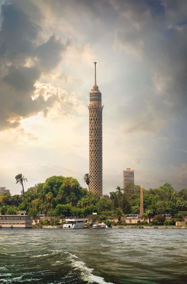 كيف تحول برج القاهرة من أيقونة مضيئة إلى آداة للانتحار؟ كيف تحول برج القاهرة من أيقونة مضيئة إلى آداة للانتحار؟