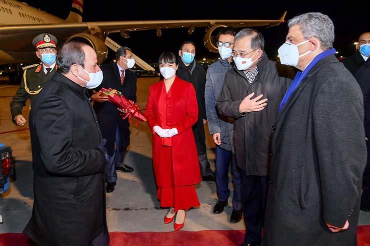 الرئيس السيسي يصل بكين 