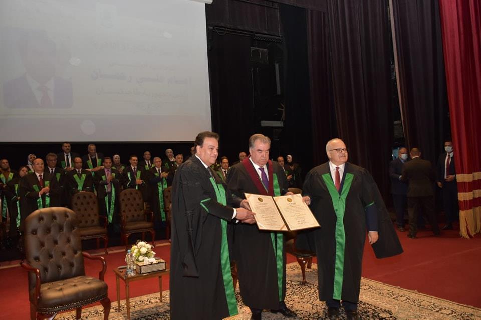 جامعة القاهرة تمنح الدكتوراه الفخرية في الآداب لرئيس جمهورية طاجيكستان