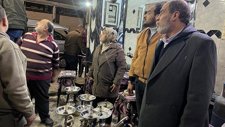 إغلاق مقاهي تقدم الشيشة في الإسكندرية