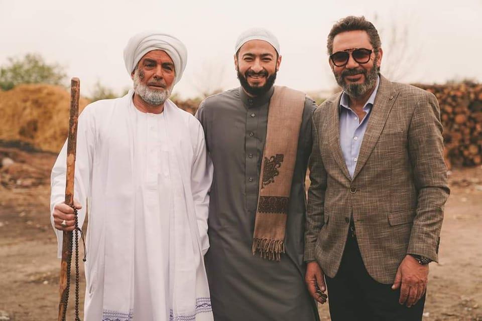 كمال ابو رية مع حمادةو واحمد عبد العزيز.