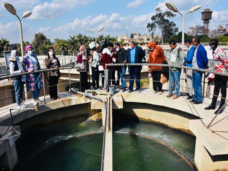 طلاب دول حوض النيل يزورون محطة مياه القناطر الخيرية