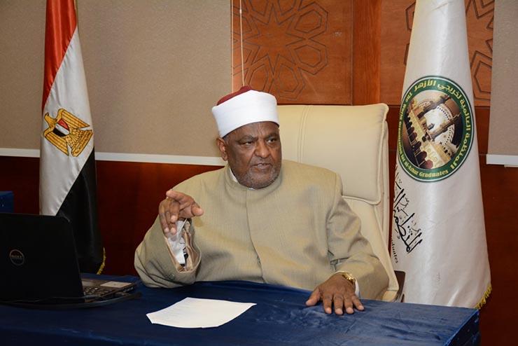 شومان: استغلال حياء شيخ الأزهر بنشر صور غير حقيقية ليس من الأخلاق شومان: استغلال حياء شيخ الأزهر بنشر صور غير حقيقية ليس من الأخلاق