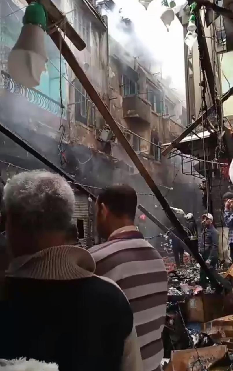 حريق هائل في سوق المنشية بالإسكندرية (2)