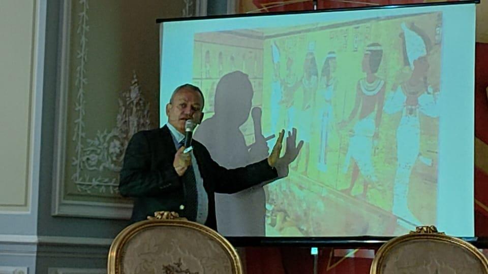 المركز الثقافي الروسي بالإسكندرية يناقش كنوز الحضارة المصرية ودور البعثات الأثرية 