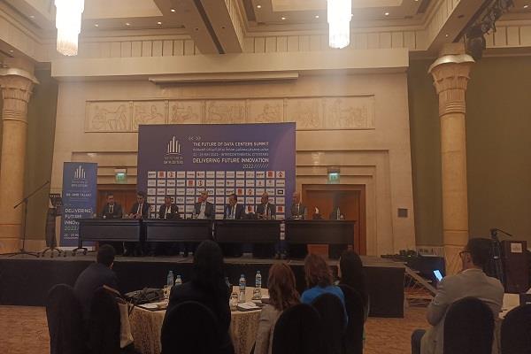 "أورنج" تنتهي من المرحلة الأولى لمركز بيانات العاصمة الإدارية الشهر المقبل "أورنج" تنتهي من المرحلة الأولى لمركز بيانات العاصمة الإدارية الشهر المقبل
