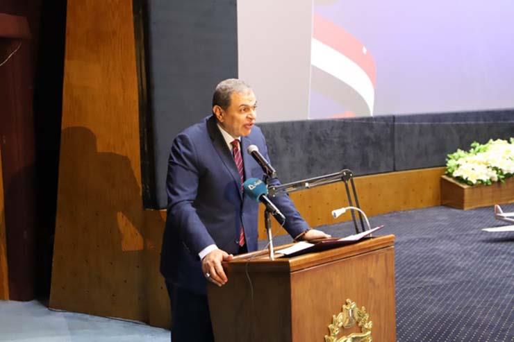 محمد سعفان وزير القوى العاملة عمال مصر الأكفاء عالميًا على مر الأزمان والعصور