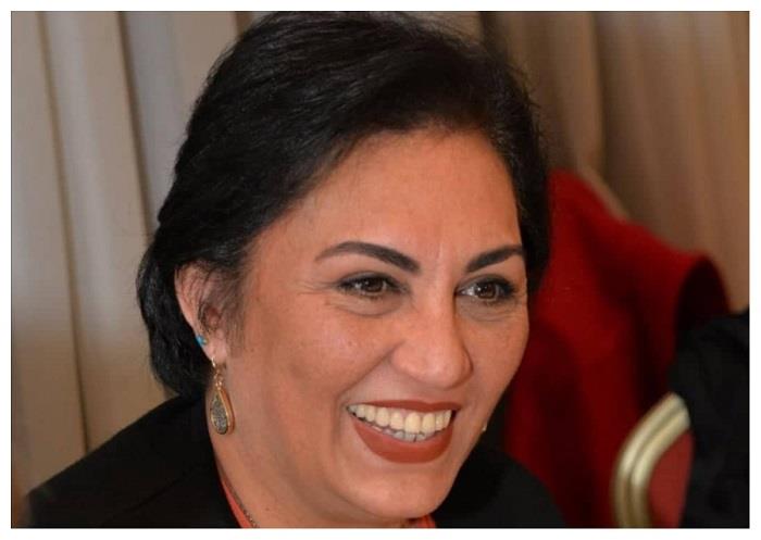 بعد الخمسين.. شهيرة تبدأ فصلًا جديدًا من حياتها بمشروع عرائس بعد الخمسين.. شهيرة تبدأ فصلًا جديدًا من حياتها بمشروع عرائس
