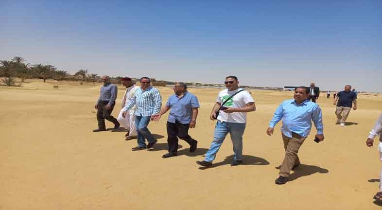 وفد "زراعة البرلمان" يتفقد المنشآت المتضررة من المياه الجوفية في سيوة وفد "زراعة البرلمان" يتفقد المنشآت المتضررة من المياه الجوفية في سيوة
