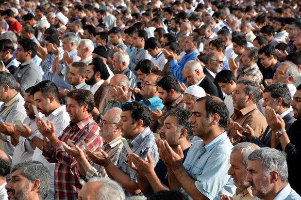 ليست المرة الأولى.. لماذا صلوا العيد مرتين في إيران؟ ليست المرة الأولى.. لماذا صلوا العيد مرتين في إيران؟