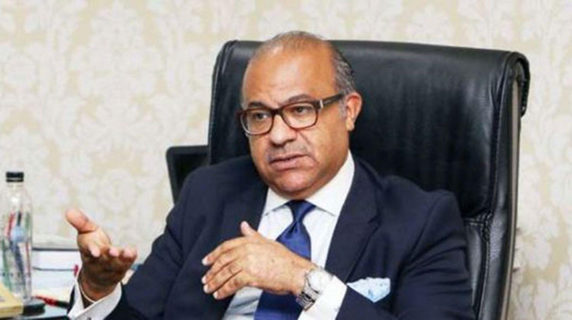 مجهز بأحدث الأجهزة.. مساعد وزير التموين يتفقد فرع السجل التجاري بالغرفة التجارية بالجيزة مجهز بأحدث الأجهزة.. مساعد وزير التموين يتفقد فرع السجل التجاري بالغرفة التجارية بالجيزة