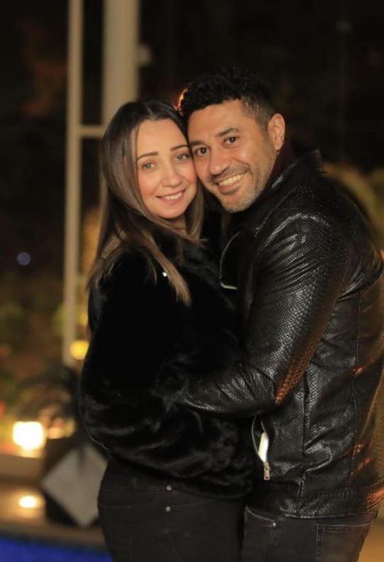 محمد عز وزوجته (2)