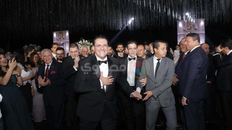 وزراء وبرلمانيون وإعلاميون في حفل زفاف خالد مجاهد