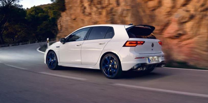 Golf R