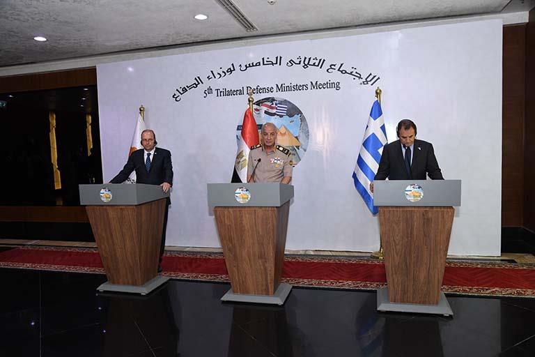 اجتماع ثلاثي لوزراء دفاع مصر وقبرص واليونان 