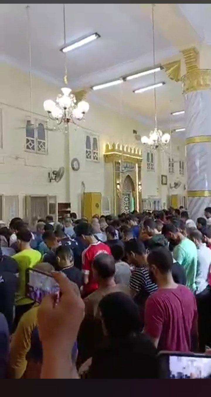صلاة الجنازة على الطالبة نيرة عبد القادر من مسجد الروضة 