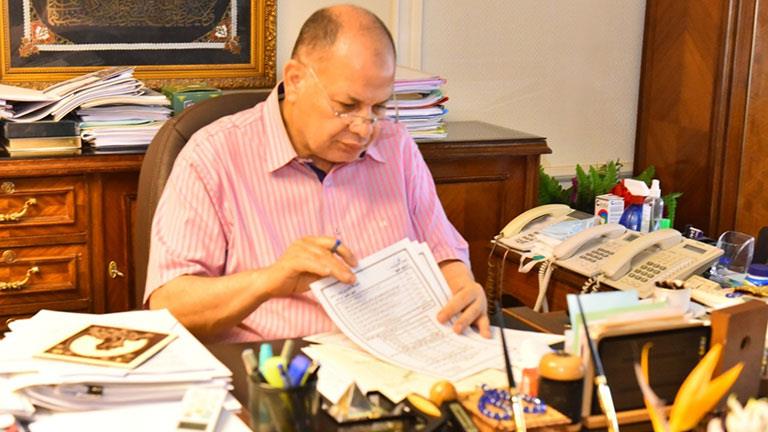 محافظ أسيوط يعتمد تنسيق القبول بالصف الأول الثانوى العام محافظ أسيوط يعتمد تنسيق القبول بالصف الأول الثانوى العام
