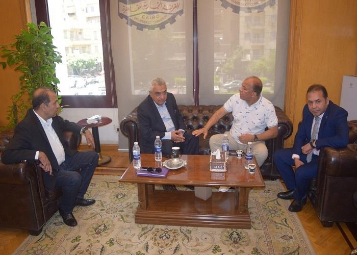 لجنة الجمارك بغرفة القاهرة تبحث سبلًا جديدة لضبط السوق خلال اجتماع طارئ لجنة الجمارك بغرفة القاهرة تبحث سبلًا جديدة لضبط السوق خلال اجتماع طارئ