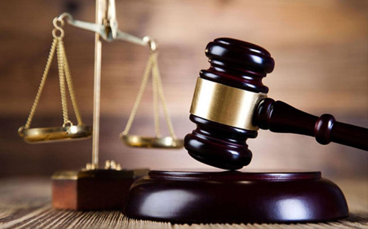 أطلقوا النار على 3 شباب أمام المستشفى.. إحالة أوراق شقيقين وعاطل في الدقهلية للمفتي أطلقوا النار على 3 شباب أمام المستشفى.. إحالة أوراق شقيقين وعاطل في الدقهلية للمفتي