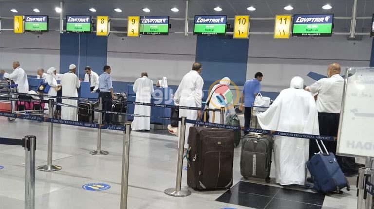انطلاق أولى رحلات الحجاج من مطار القاهرة 