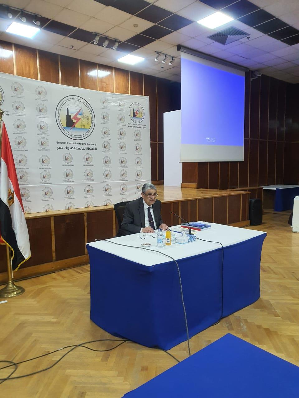 شاكر يترأس الجمعية العمومية للشركة المصرية لنقل الكهرباء