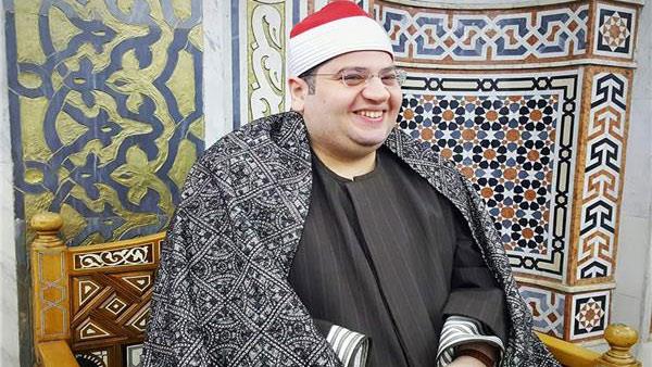 ياسر الشرقاوي قارئًا.. نقل شعائر صلاة الجمعة من الجامع الأزهر ياسر الشرقاوي قارئًا.. نقل شعائر صلاة الجمعة من الجامع الأزهر