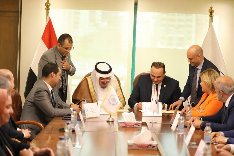 اتفاقية تعاون بين الرعاية الصحية واتحاد المستشفيات العربية لتطوير الصحة الرقمية