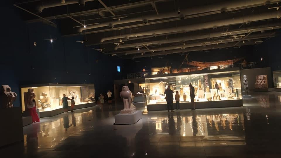 اقبال السائحين على زيارة متحف شرم الشيخ  (1)