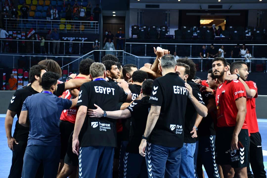 كرة يد.. منتخب مصر يصطدم بمغامرة كاب فيردي نحو اللقب الإفريقي الثامن كرة يد.. منتخب مصر يصطدم بمغامرة كاب فيردي نحو اللقب الإفريقي الثامن