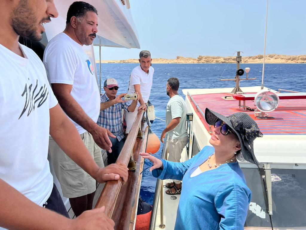 وزيرة البيئة تتابع خطة الأنشطة البحرية بشرم الشيخ