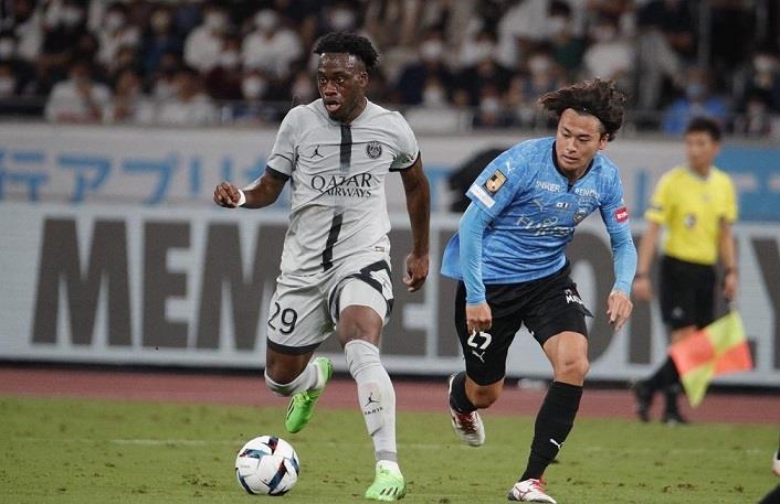 لاعب سان جيرمان ينتقل إلى رين مقابل 25 مليون يورو لاعب سان جيرمان ينتقل إلى رين مقابل 25 مليون يورو
