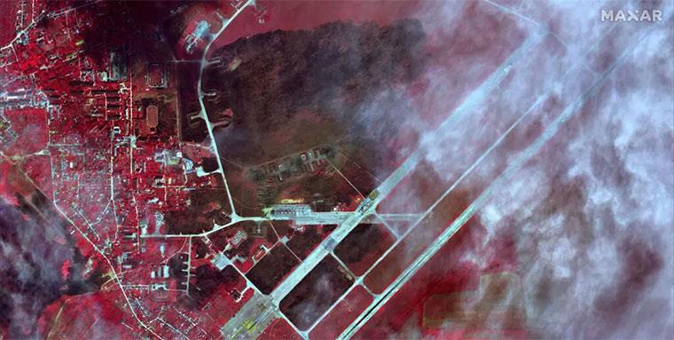 اثار هجوم على قاعدة جوية روسية في القرم 