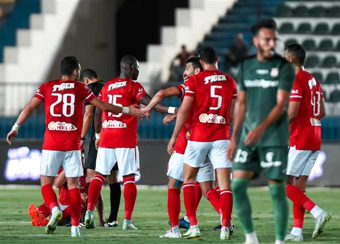 بالشارات السوداء.. الأهلي يواجه المقاصة بكأس مصر حدادًا على ضحايا كنيسة المنيرة بالشارات السوداء.. الأهلي يواجه المقاصة بكأس مصر حدادًا على ضحايا كنيسة المنيرة