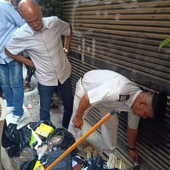 غلق وتشميع محلات بدون ترخيص وإيقاف أعمال مخالفه وإزالة تعديات وإعلانات بالهرم غلق وتشميع محلات بدون ترخيص وإيقاف أعمال مخالفه وإزالة تعديات وإعلانات بالهرم