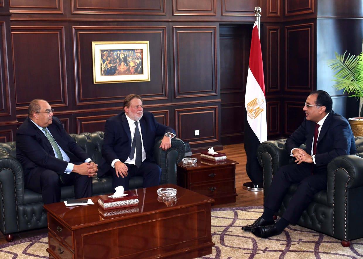  مدبولي يستقبل القائم بأعمال محافظ البنك المركزي والمدير التنفيذي لصندوق النقد مدبولي يستقبل القائم بأعمال محافظ البنك المركزي والمدير التنفيذي لصندوق النقد