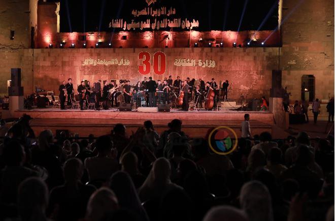 ثان ليالي مهرجان القلعة للموسيقى والغناء