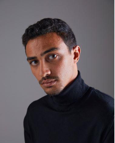 الممثل الشاب أحمد غزي